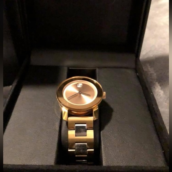 Movado Bold Rose Gold Timepiece - Picture 7 of 8